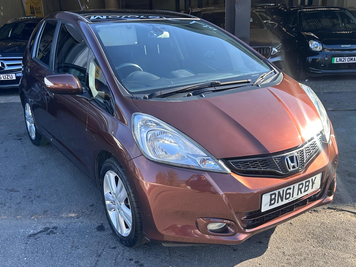 Used Honda Jazz 2011 for sale - 77467876: Photo 3