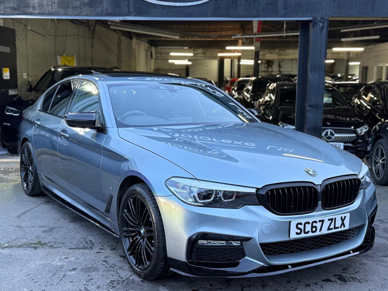 Used BMW 5 Series 2017 for sale - 77586478: Photo 2