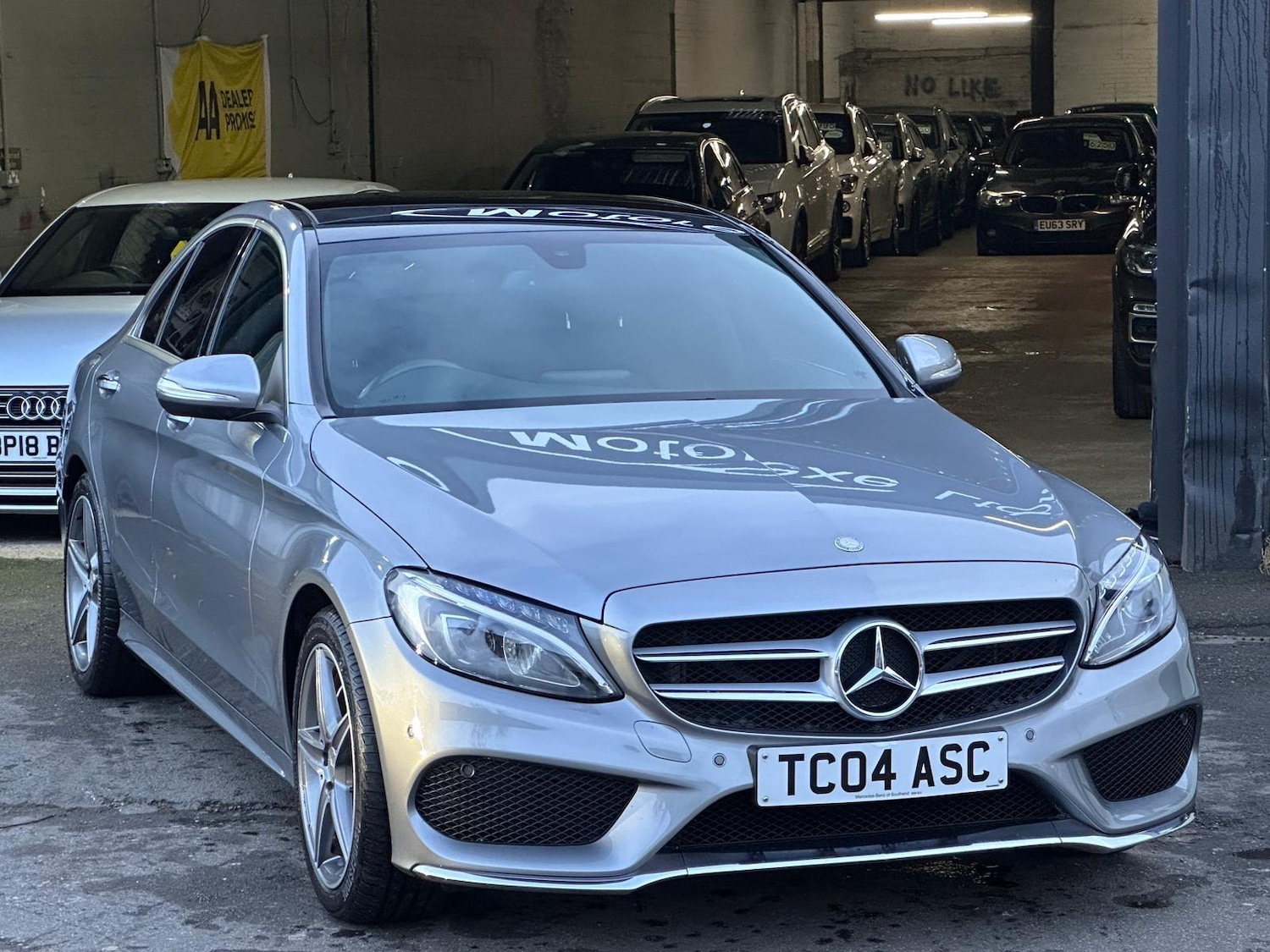 Used Mercedes-Benz C Class 2015 for sale - 77377163: Photo 3