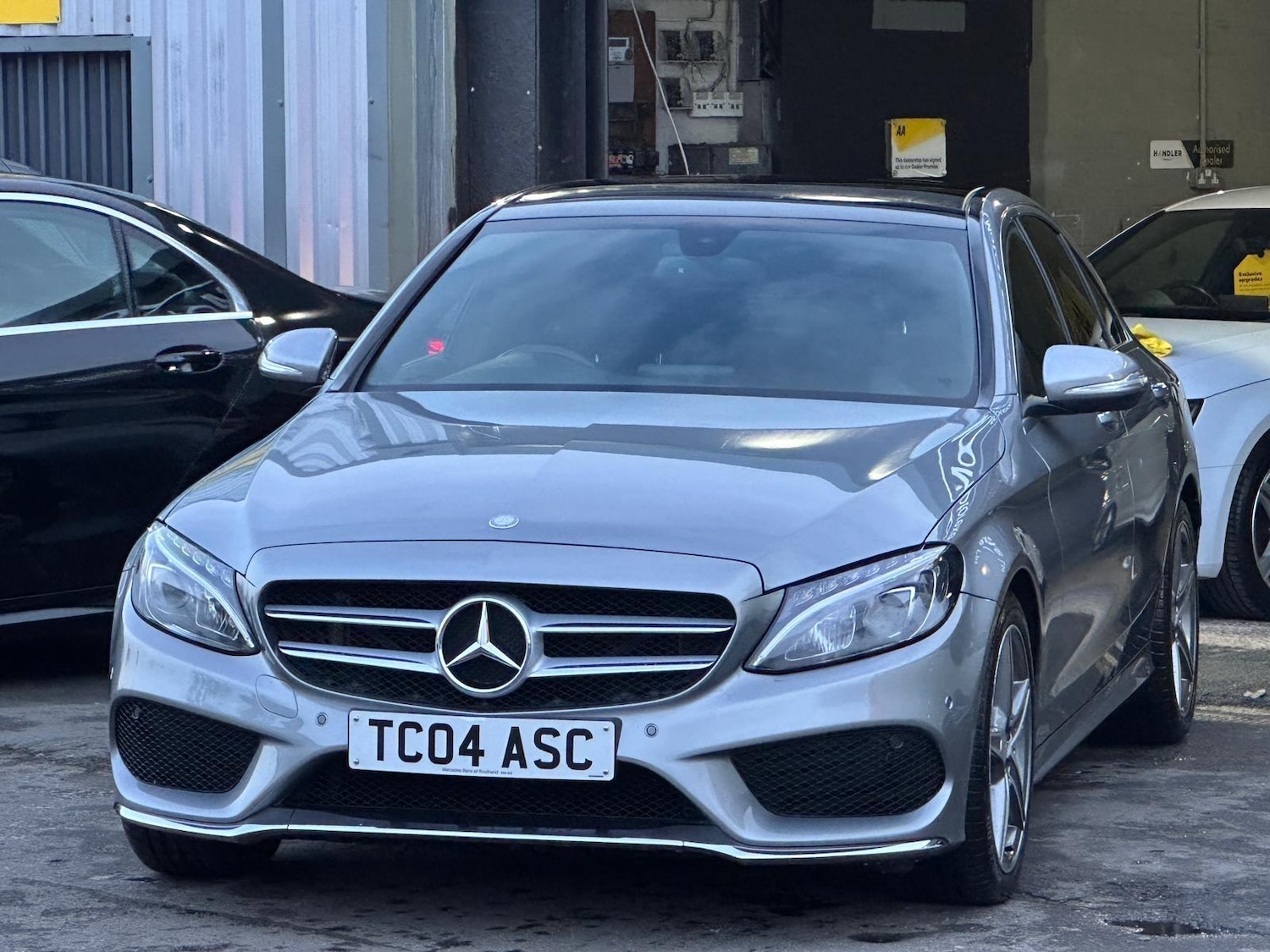 Used Mercedes-Benz C Class 2015 for sale - 77377163: Photo 5