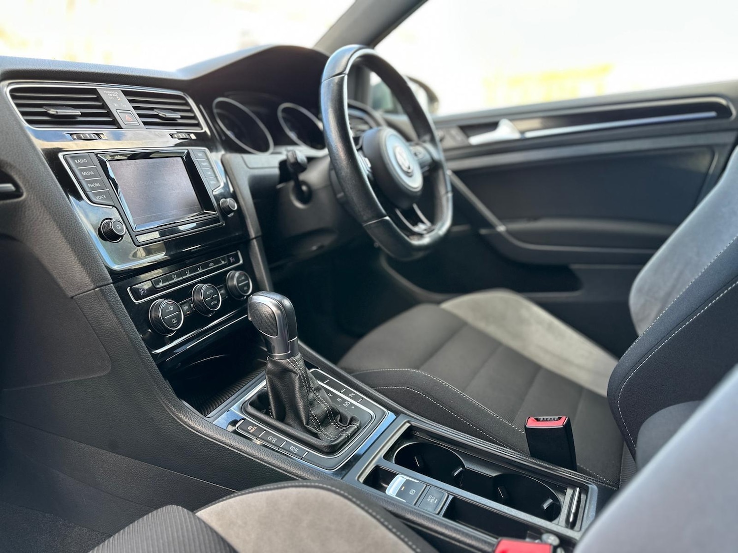 Used Volkswagen Golf 2014 for sale - 76887453: Photo 17