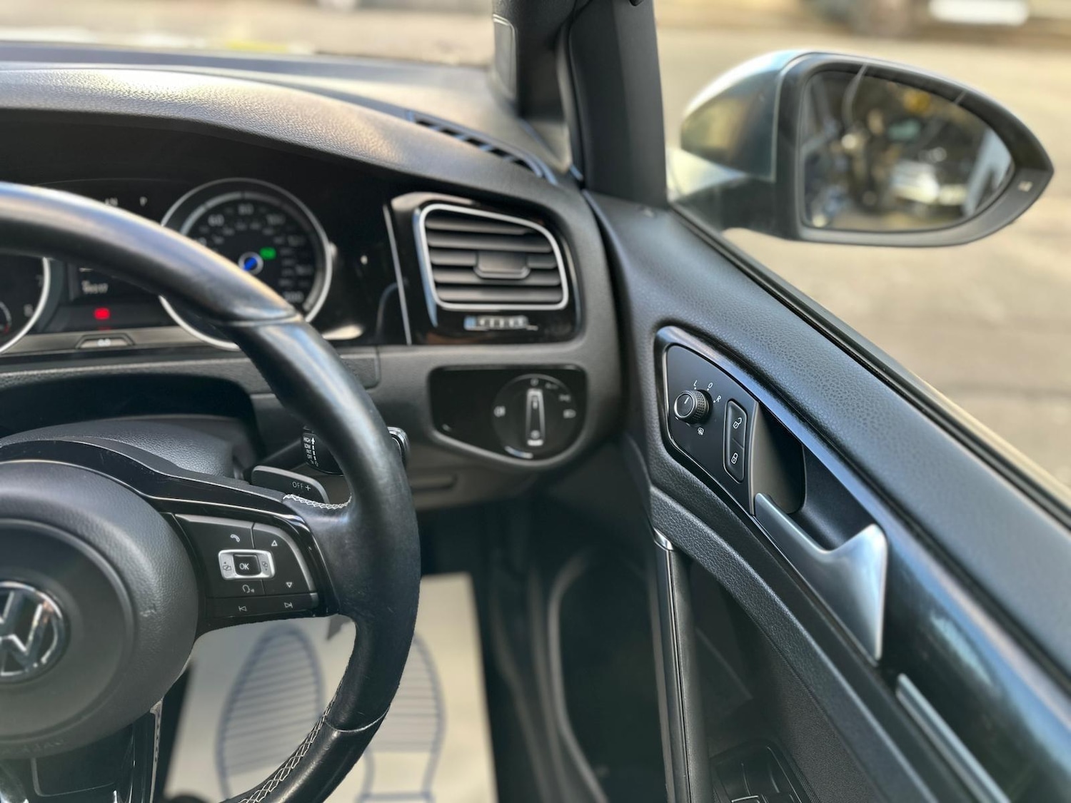 Used Volkswagen Golf 2014 for sale - 76887453: Photo 18