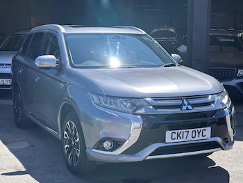 Used Mitsubishi Outlander 2017 for sale - 75224581: Photo