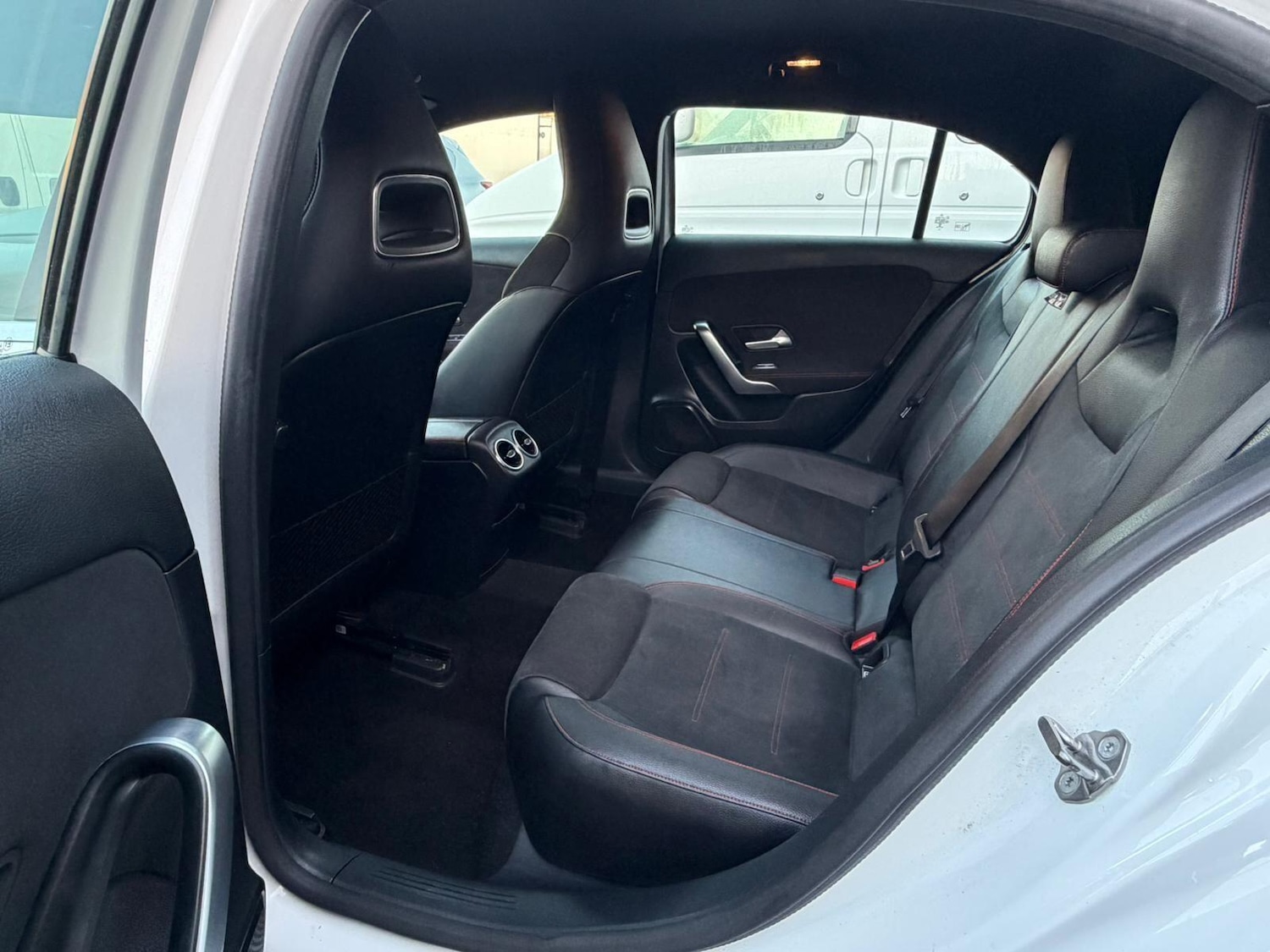 Used Mercedes-Benz A-Class 2018 for sale - 76975490: Photo 20