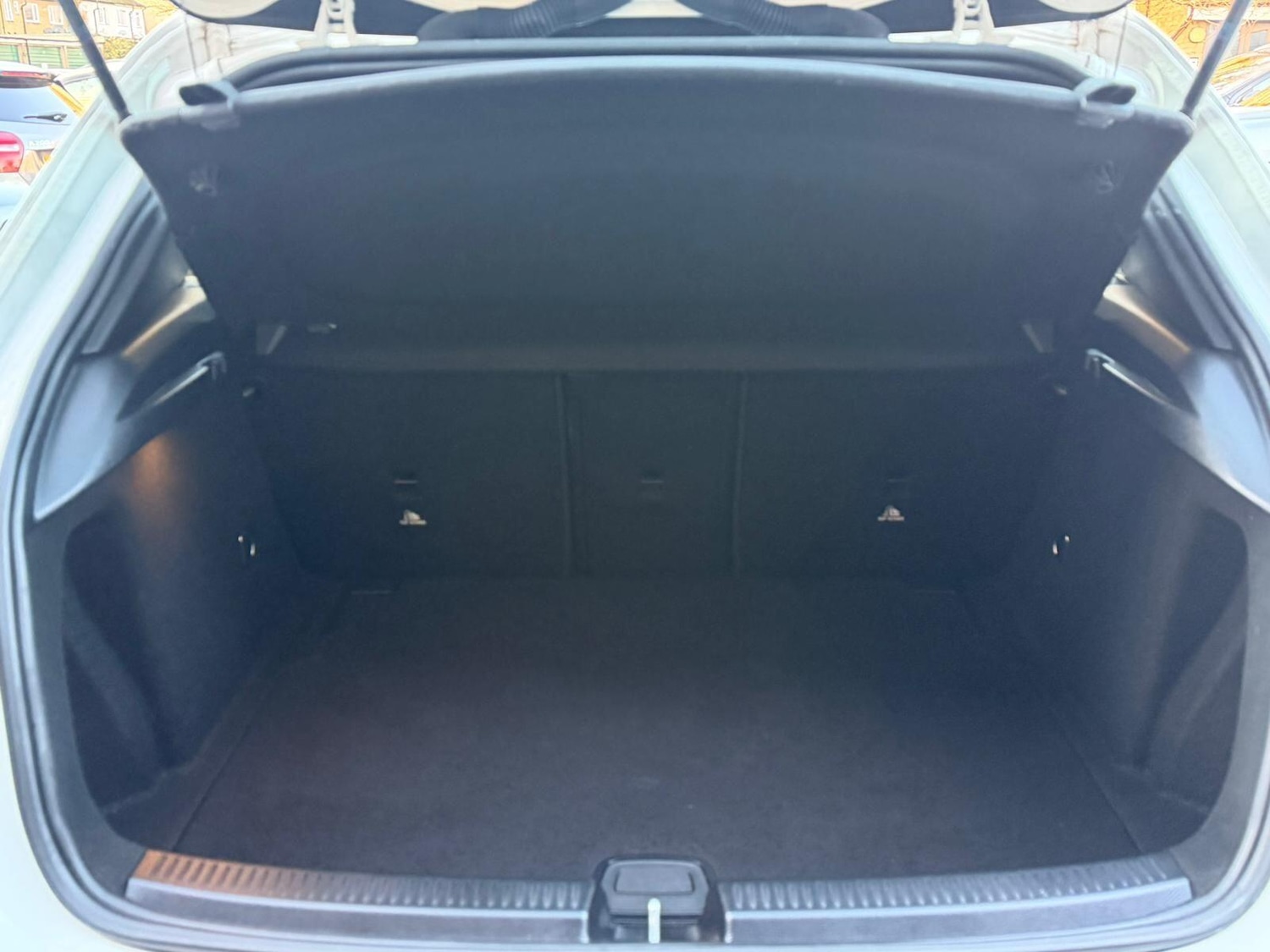 Used Mercedes-Benz A-Class 2018 for sale - 76975490: Photo 32