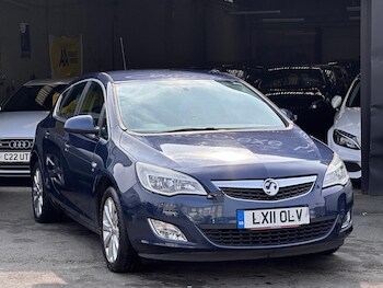 Used Vauxhall Astra 2011 for sale - 77994007: Photo