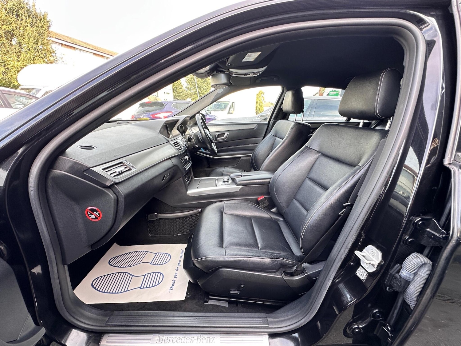 Used Mercedes-Benz E Class for sale - 77215326: Photo 12