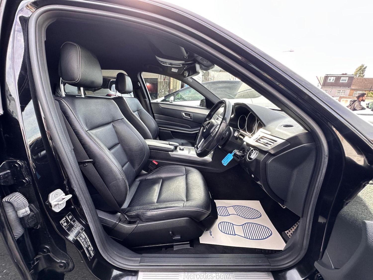 Used Mercedes-Benz E Class for sale - 77215326: Photo 13