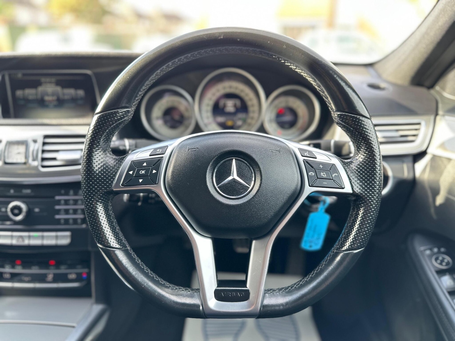 Used Mercedes-Benz E Class for sale - 77215326: Photo 22