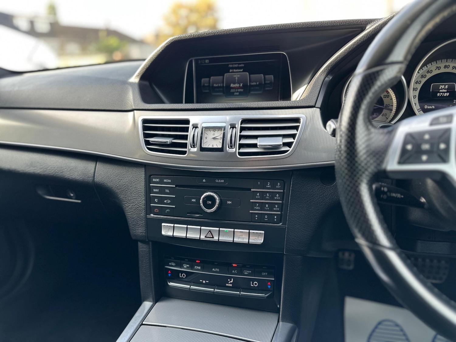 Used Mercedes-Benz E Class for sale - 77215326: Photo 23