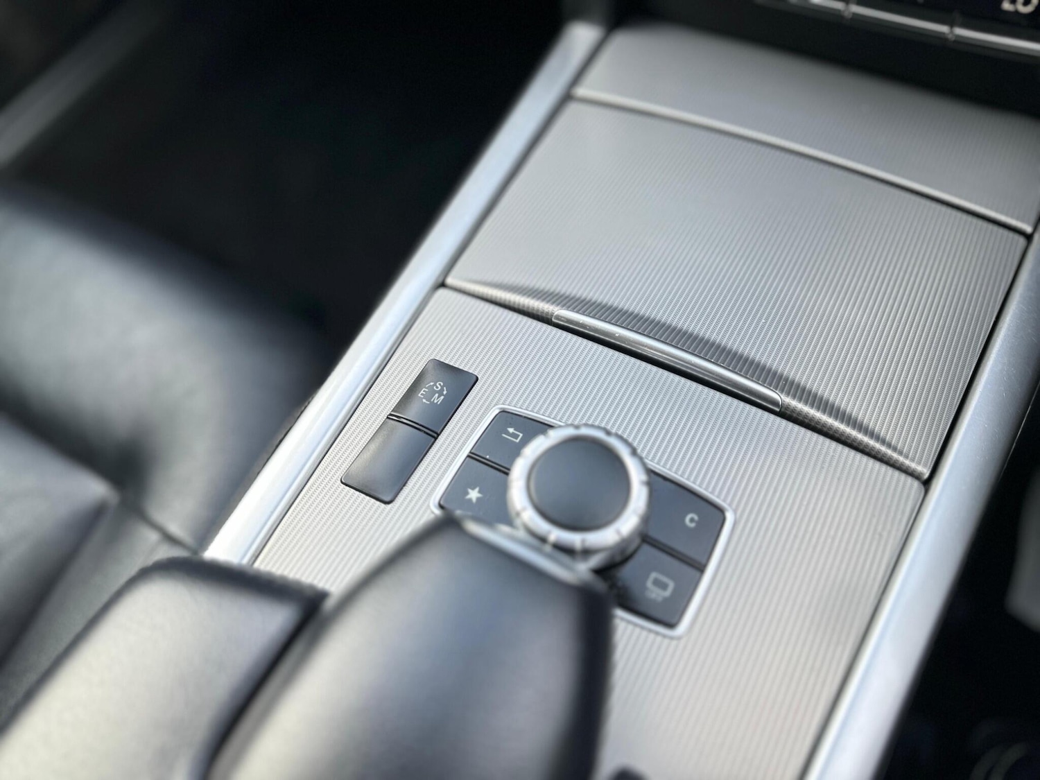 Used Mercedes-Benz E Class for sale - 77215326: Photo 25