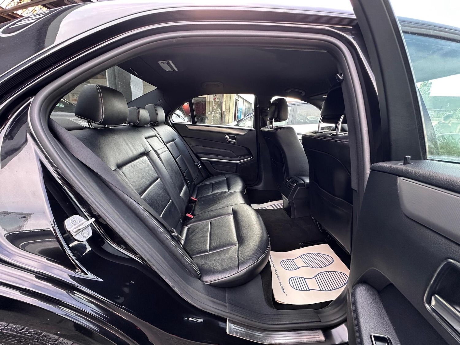 Used Mercedes-Benz E Class for sale - 77215326: Photo 26