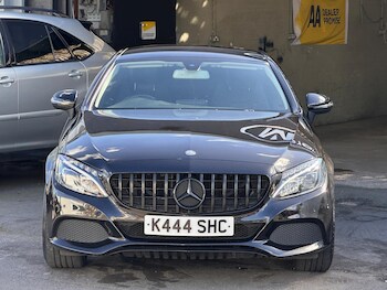 Used Mercedes-Benz C Class 2016 for sale - 77892923: Photo
