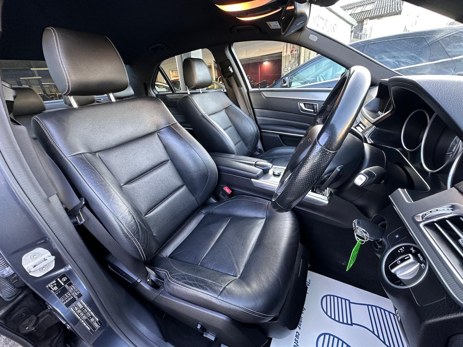 Used Mercedes-Benz E Class 2015 for sale - 77166873: Photo 27