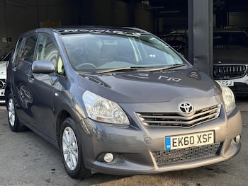 Used Toyota Verso 2010 for sale - 75857418: Photo