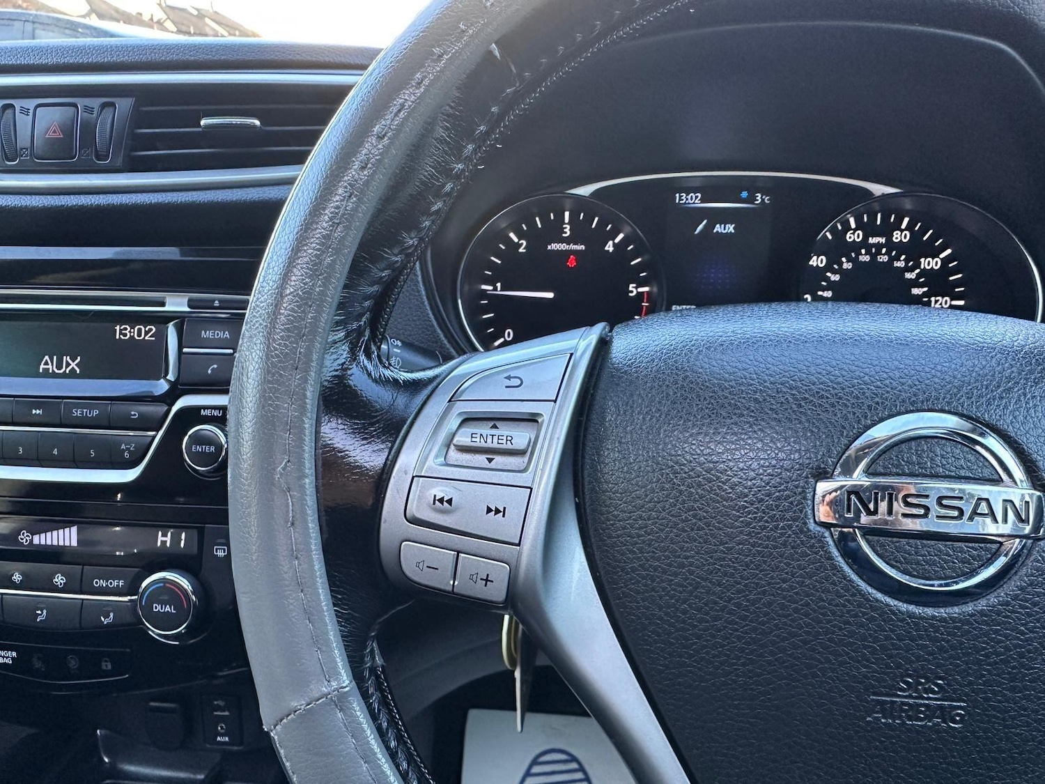 Used Nissan X-Trail 2015 for sale - 76689381: Photo 28