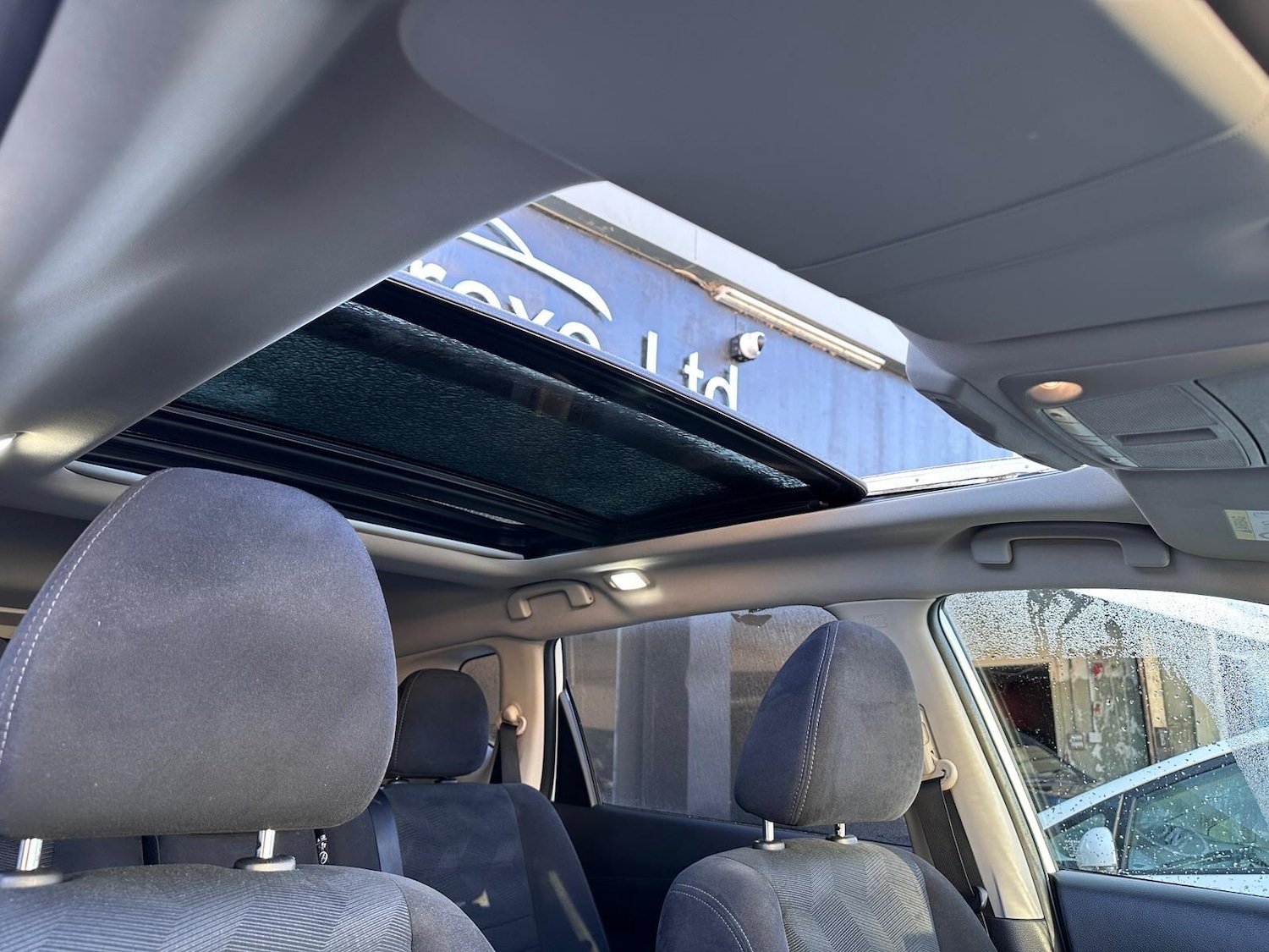 Used Nissan X-Trail 2015 for sale - 76689381: Photo 34