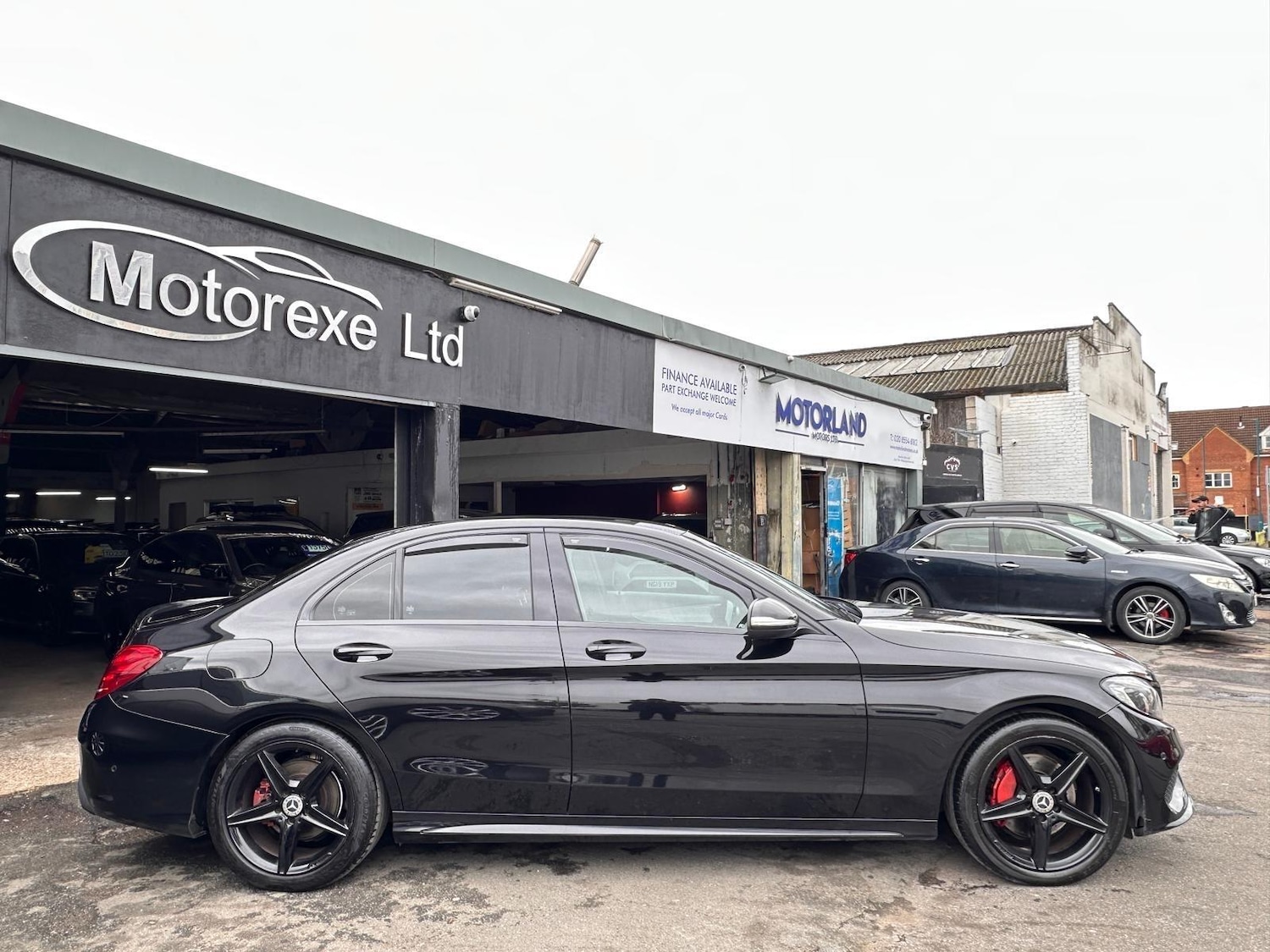 Used Mercedes-Benz C Class 2015 for sale - 77587350: Photo 11