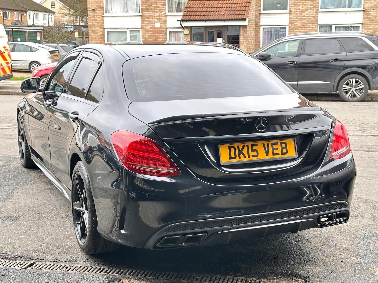 Used Mercedes-Benz C Class 2015 for sale - 77587350: Photo 8