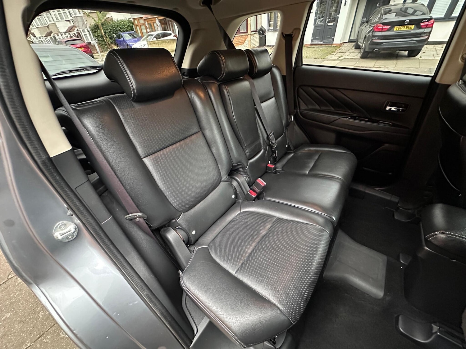 Used Mitsubishi Outlander 2016 for sale - 76832455: Photo 28