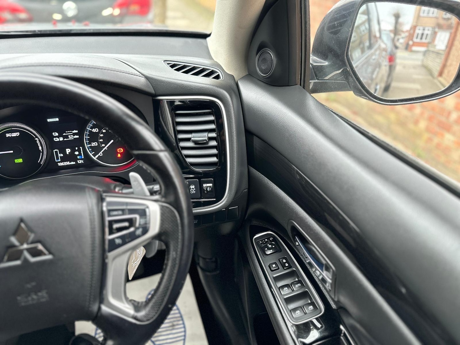 Used Mitsubishi Outlander 2016 for sale - 76832455: Photo 35