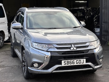 Used Mitsubishi Outlander 2016 for sale - 76832455: Photo