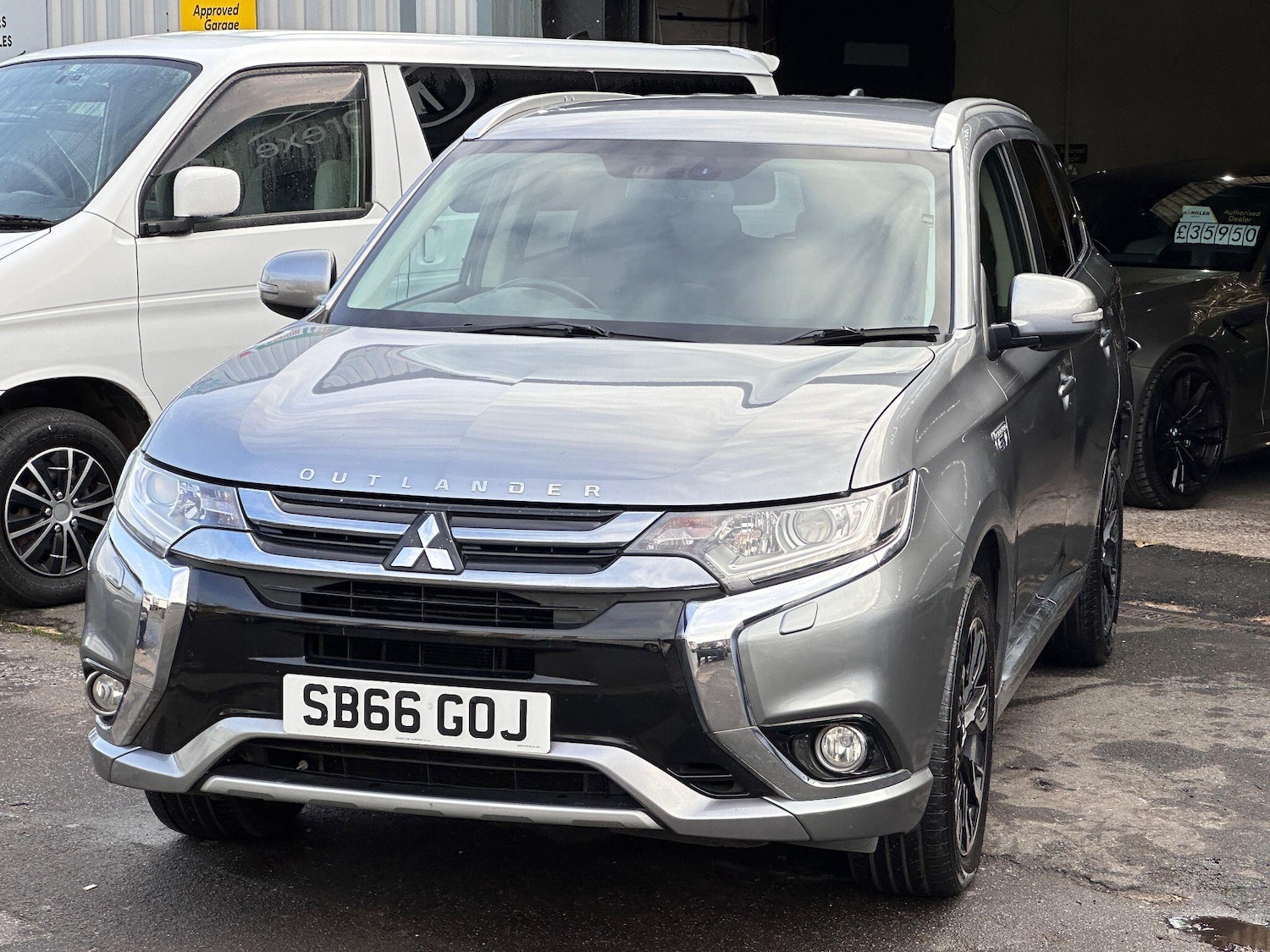 Used Mitsubishi Outlander 2016 for sale - 76832455: Photo 5