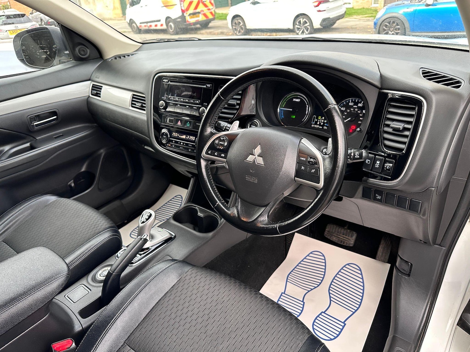 Used Mitsubishi Outlander 2014 for sale - 76409543: Photo 12