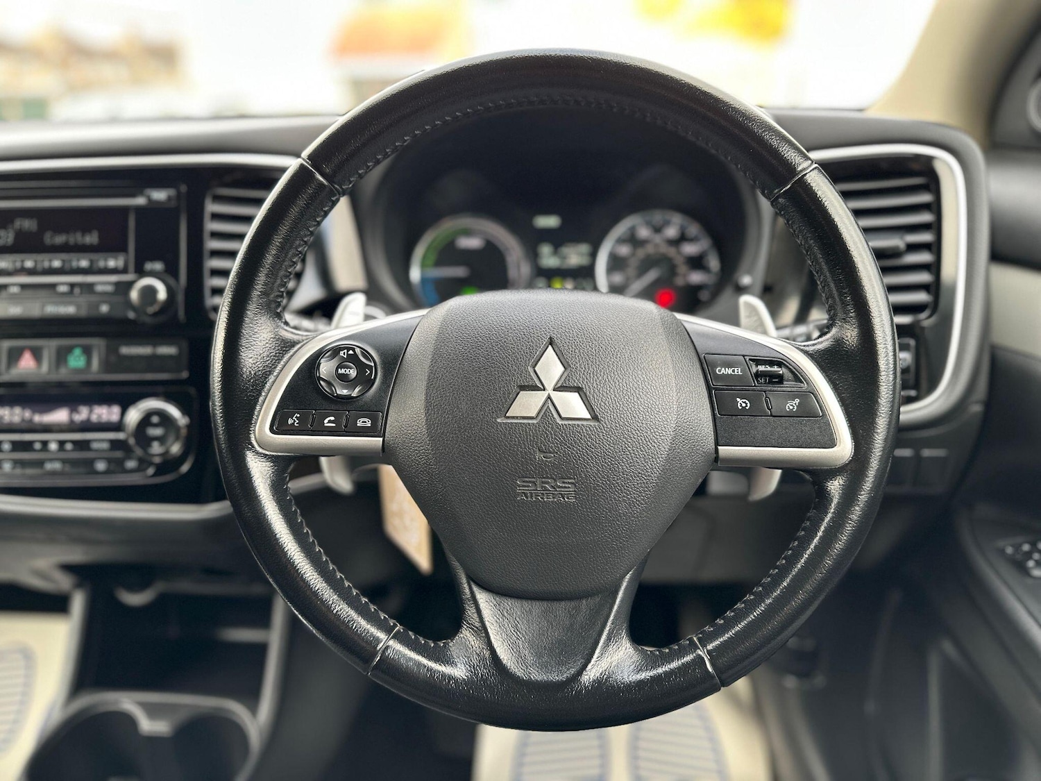 Used Mitsubishi Outlander 2014 for sale - 76409543: Photo 24