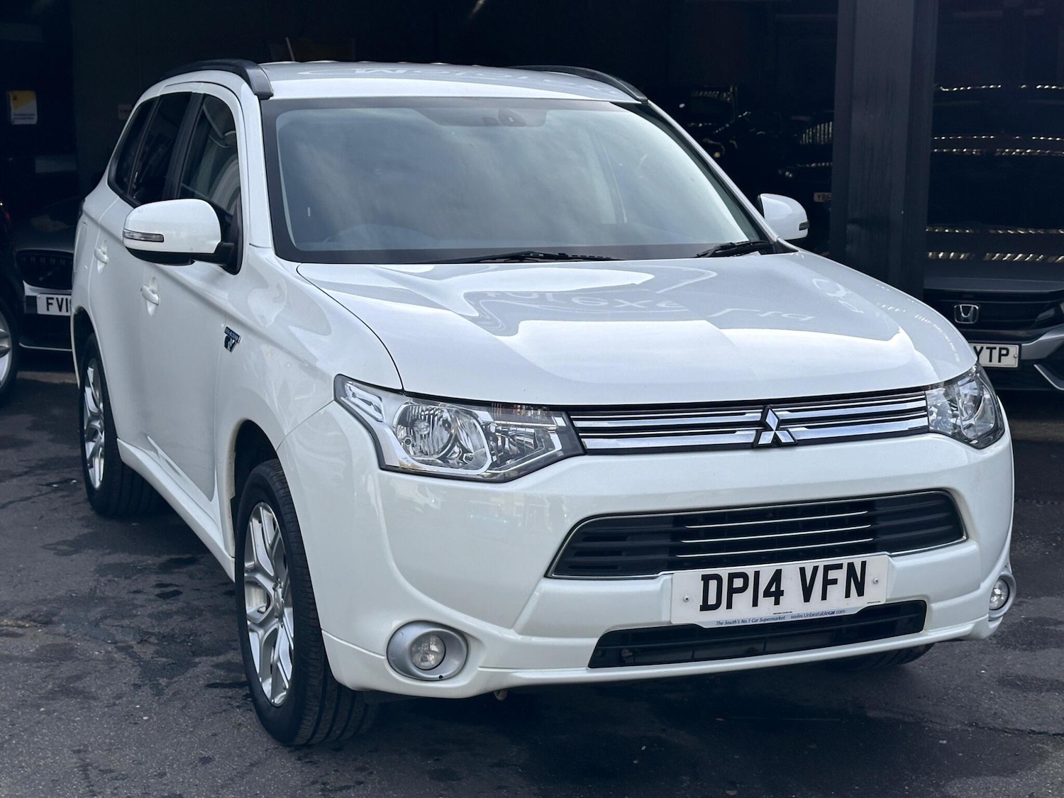 Used Mitsubishi Outlander 2014 for sale - 76409543: Photo 3