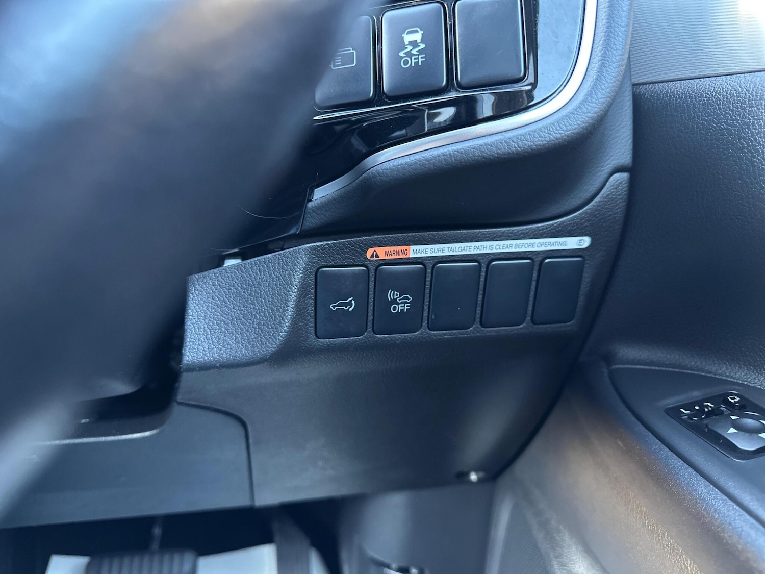 Used Mitsubishi Outlander 2015 for sale - 76000872: Photo 37