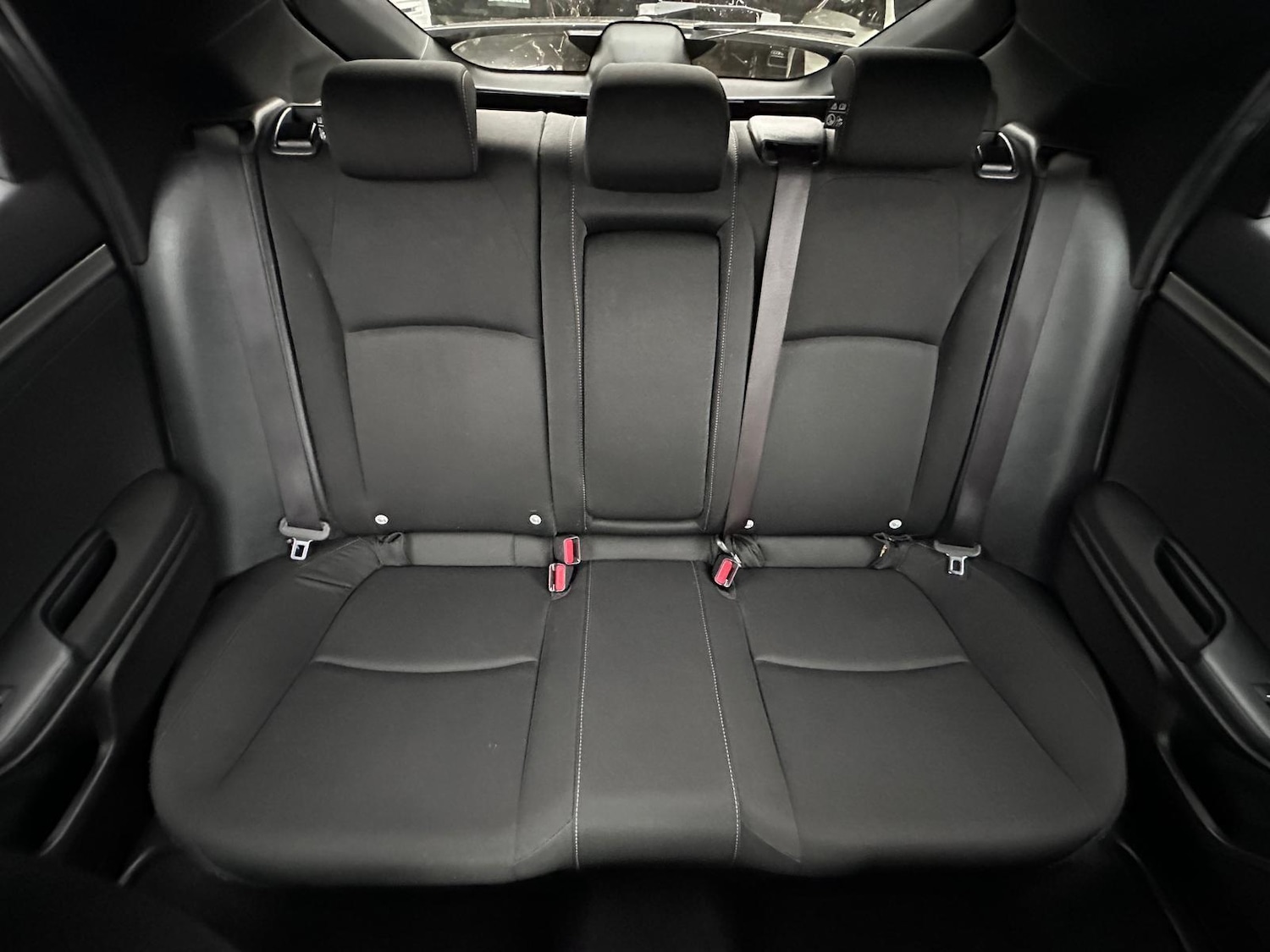 Used Honda Civic 2017 for sale - 76936177: Photo 18