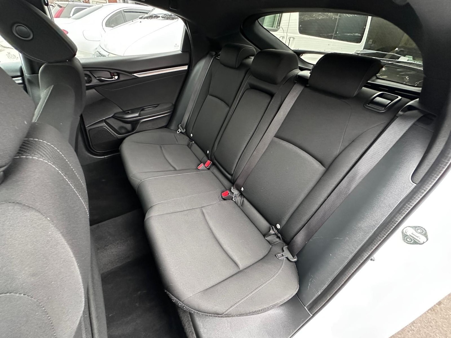 Used Honda Civic 2017 for sale - 76936177: Photo 26