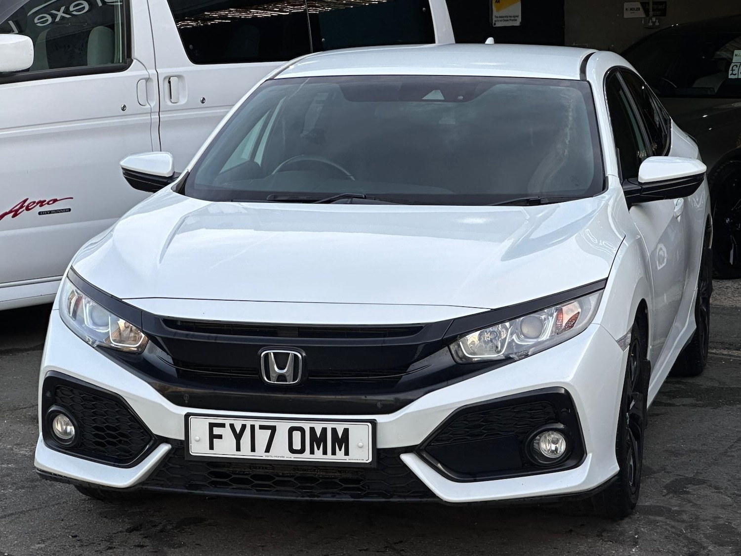 Used Honda Civic 2017 for sale - 76936177: Photo 5