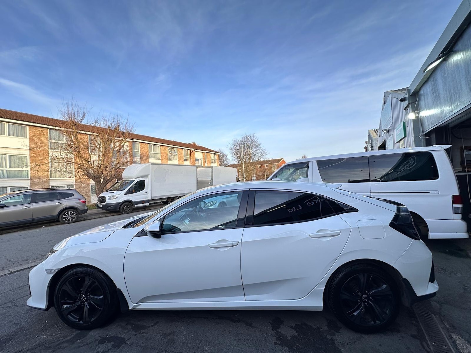 Used Honda Civic 2017 for sale - 76936177: Photo 6