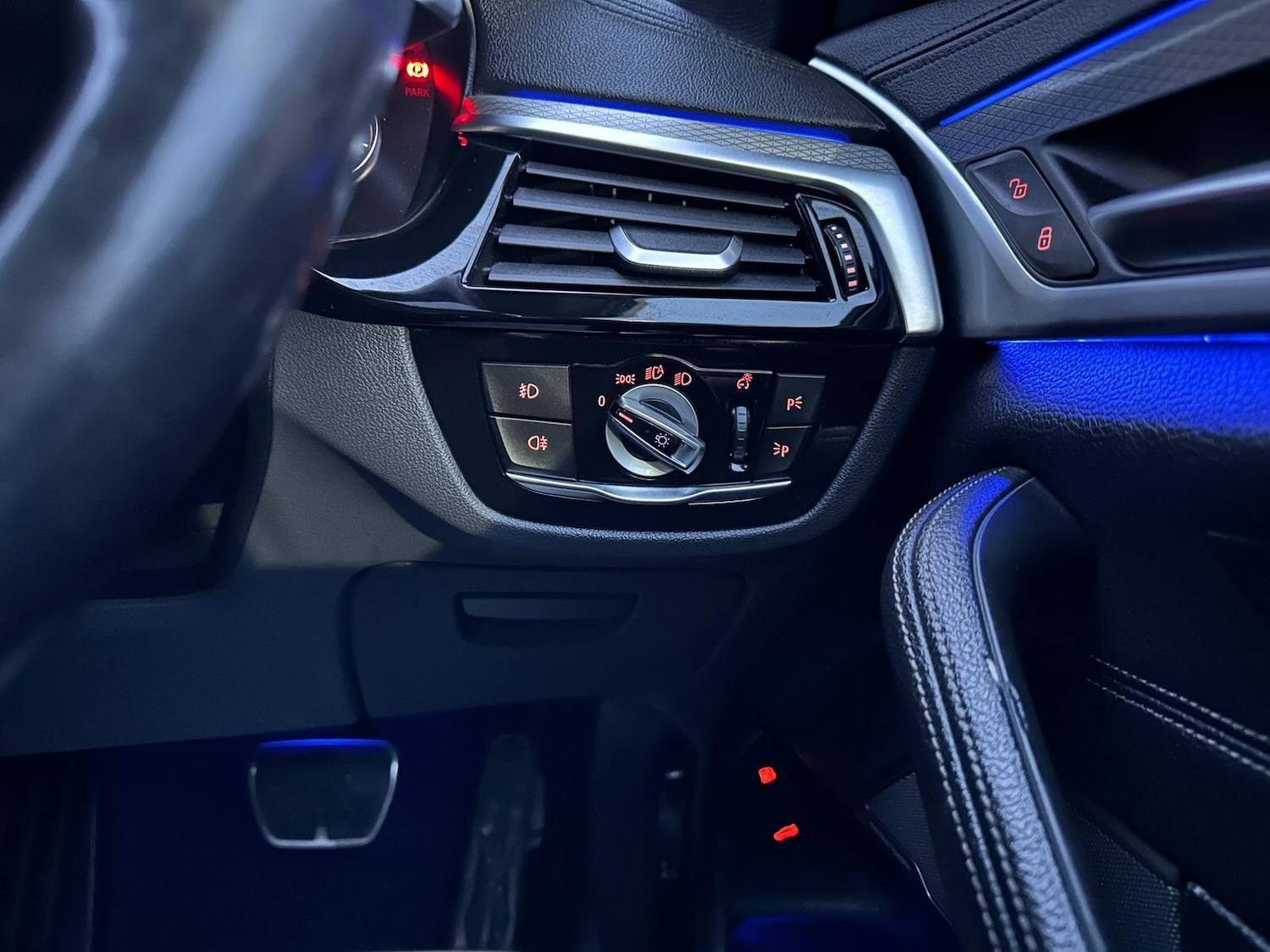 Used BMW 5 Series 2017 for sale - 77291761: Photo 31