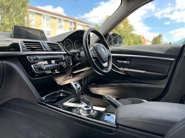 Used BMW 3 Series 2016 for sale - 75492600: Photo 4