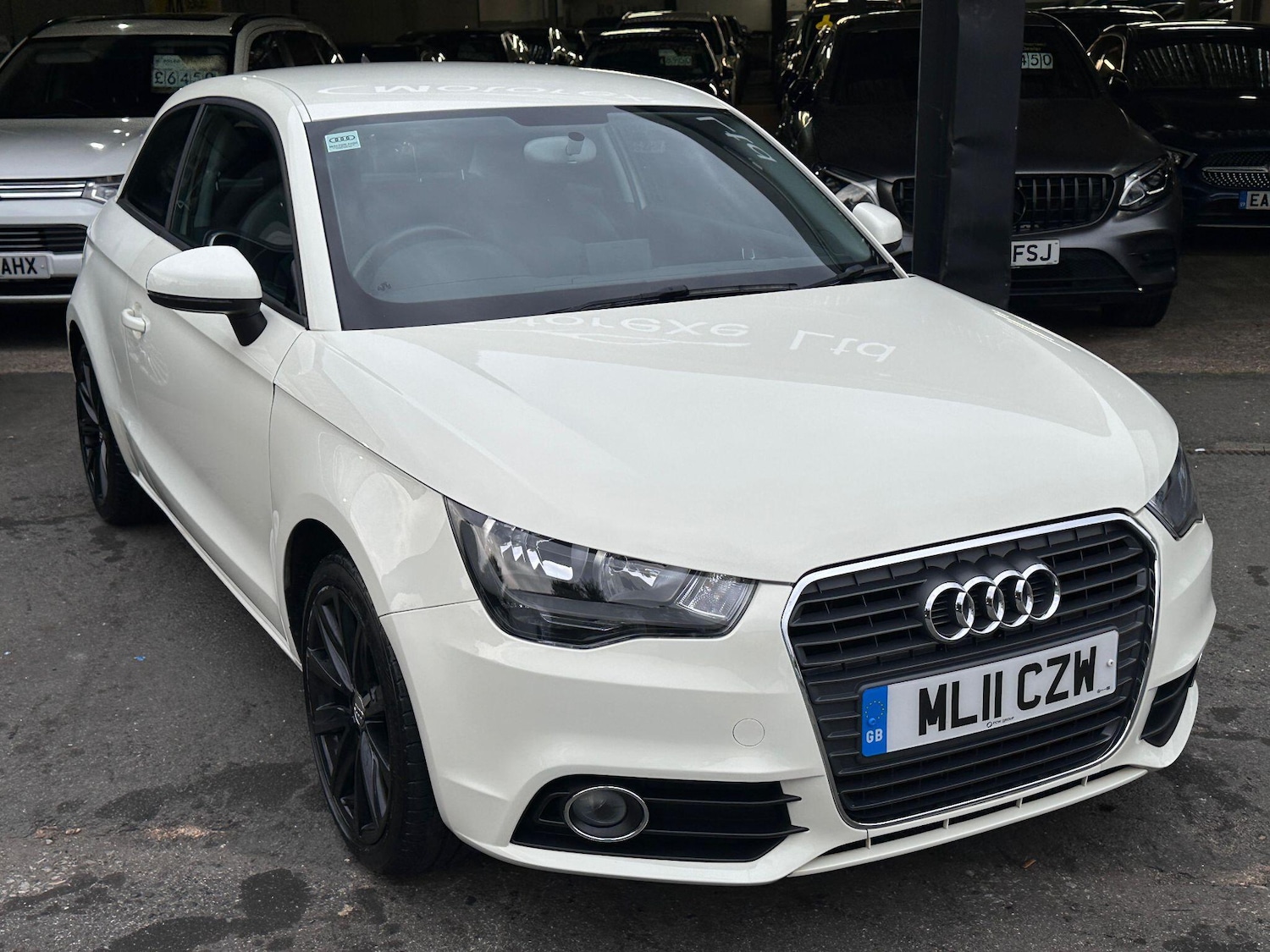 Used Audi A1 2011 for sale - 76153022: Photo 2