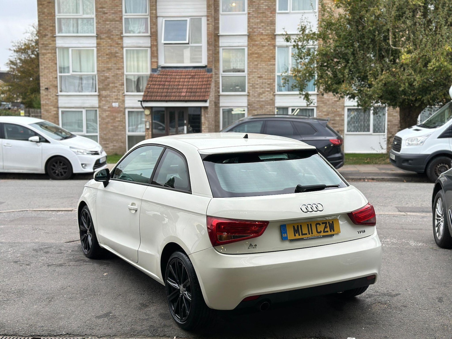 Used Audi A1 2011 for sale - 76153022: Photo 6