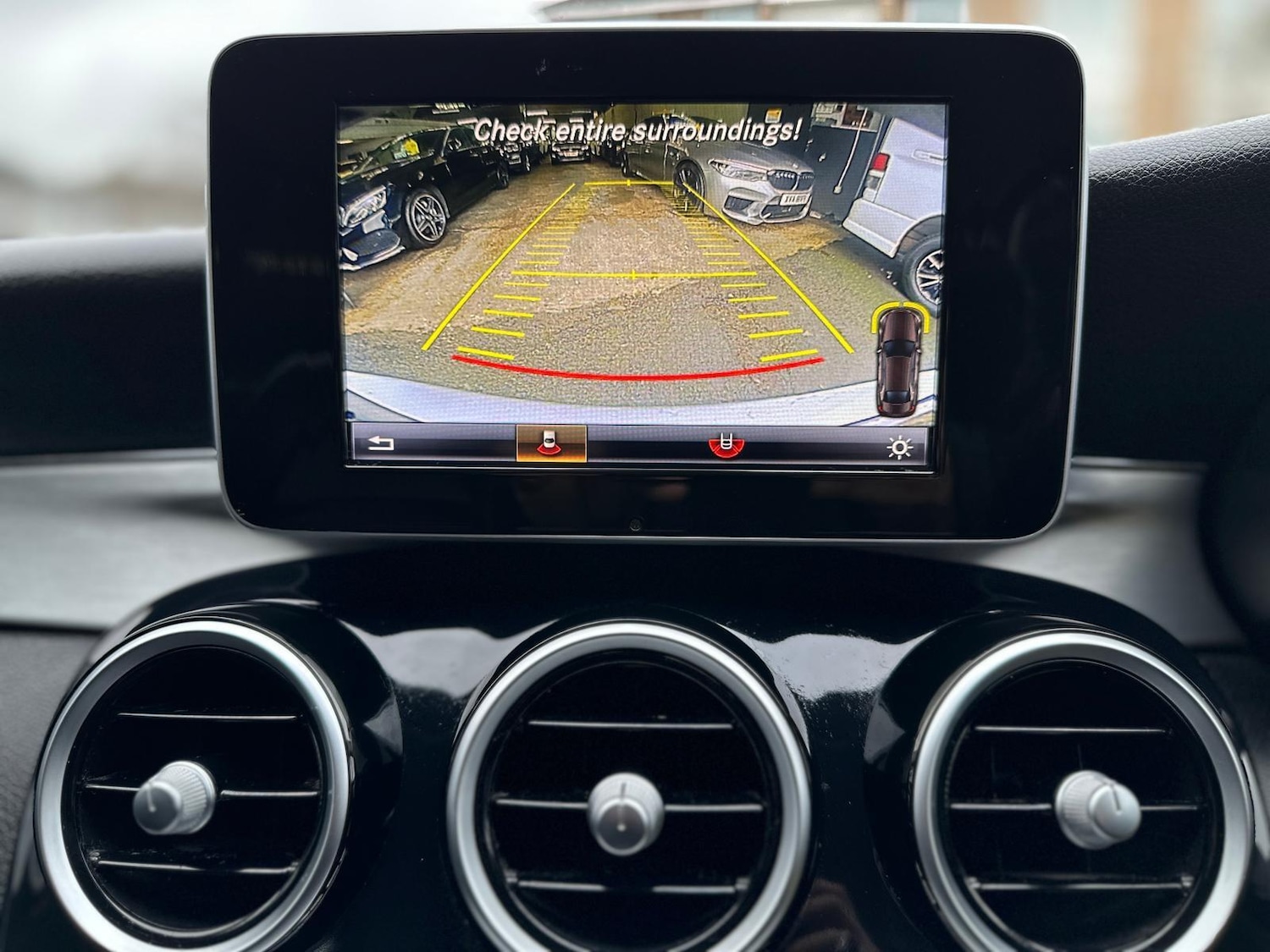 Used Mercedes-Benz C Class 2015 for sale - 77166931: Photo 24