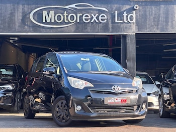 Used Toyota Verso 2011 for sale - 79012239: Photo