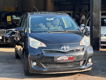Used Toyota Verso 2011 for sale - 79012239: Photo