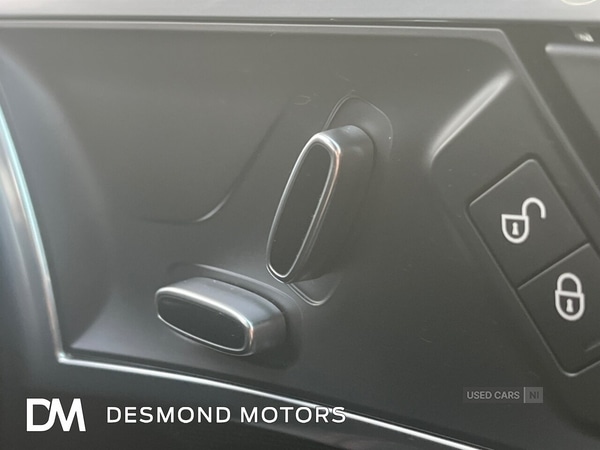 Used Jaguar F-Type 2019 for sale - 76825310: Photo 28