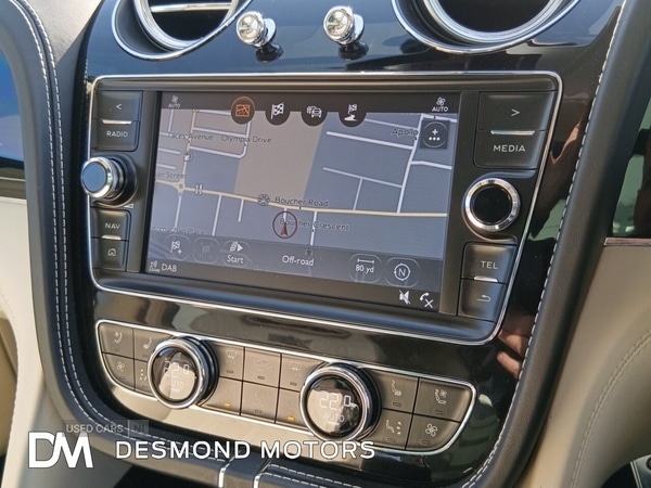 Used Bentley Bentayga 2017 for sale - 76729458: Photo 12