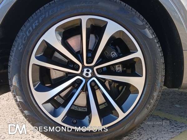 Used Bentley Bentayga 2017 for sale - 76729458: Photo 24