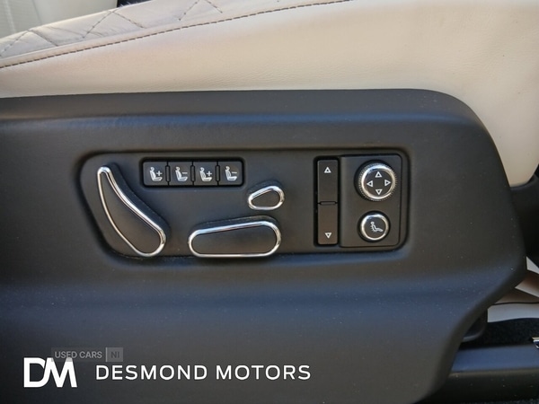 Used Bentley Bentayga 2017 for sale - 76729458: Photo 36