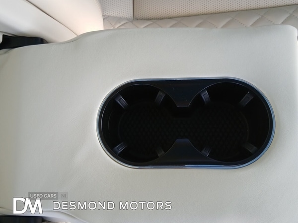 Used Bentley Bentayga 2017 for sale - 76729458: Photo 42