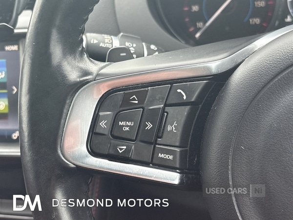 Used Jaguar F-Pace 2016 for sale - 77825623: Photo 31