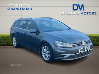 Used Volkswagen Golf 2018 for sale - 76927382: Photo