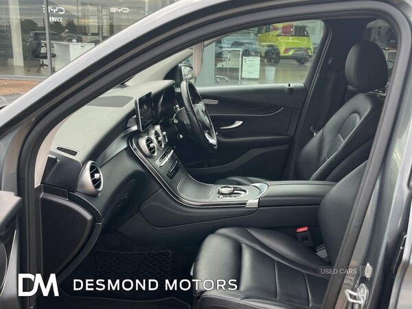 Used Mercedes-Benz GLC 2019 for sale - 76371868: Photo 9